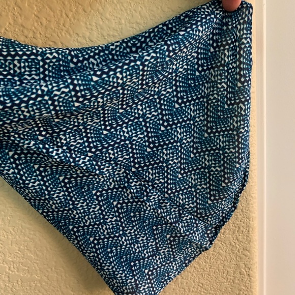 Blue patterned dress shirt - Picture 2 of 6